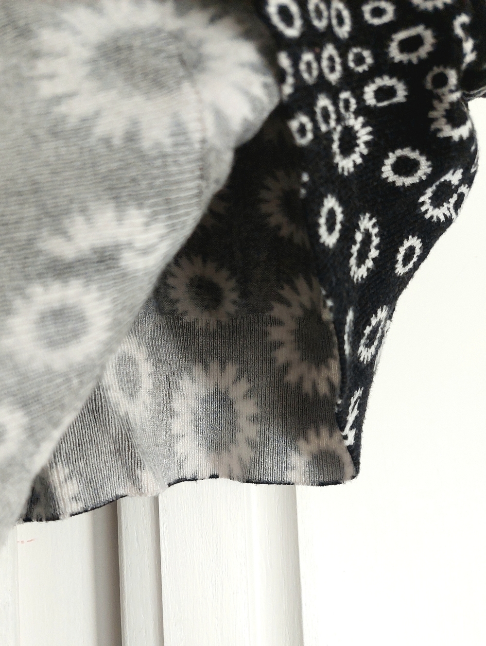 Desigual Luka Sweater Size S - Picture 6 of 11
